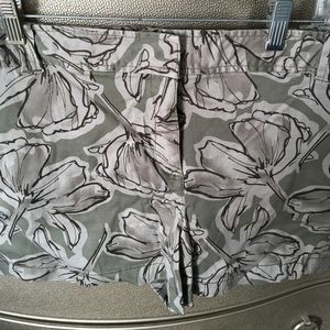 New York & Co shorts